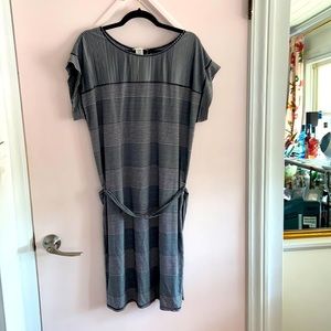 Max studio, black/white summer dress.